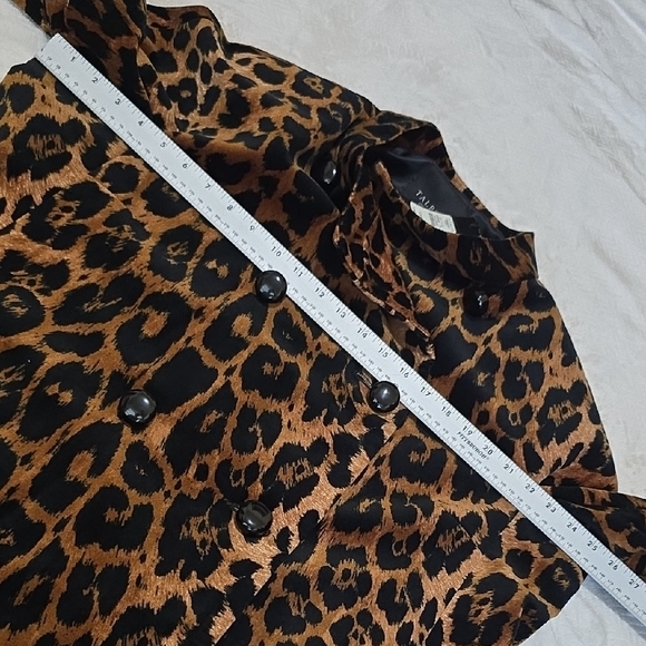 Talbots LINDA EVANGELISTA campaign Animal Print Coat - Picture 9 of 17